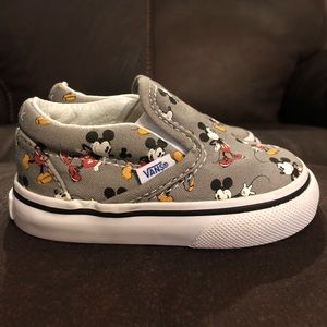 Limited Edition Disney Vans! MICKEY MOUSE!